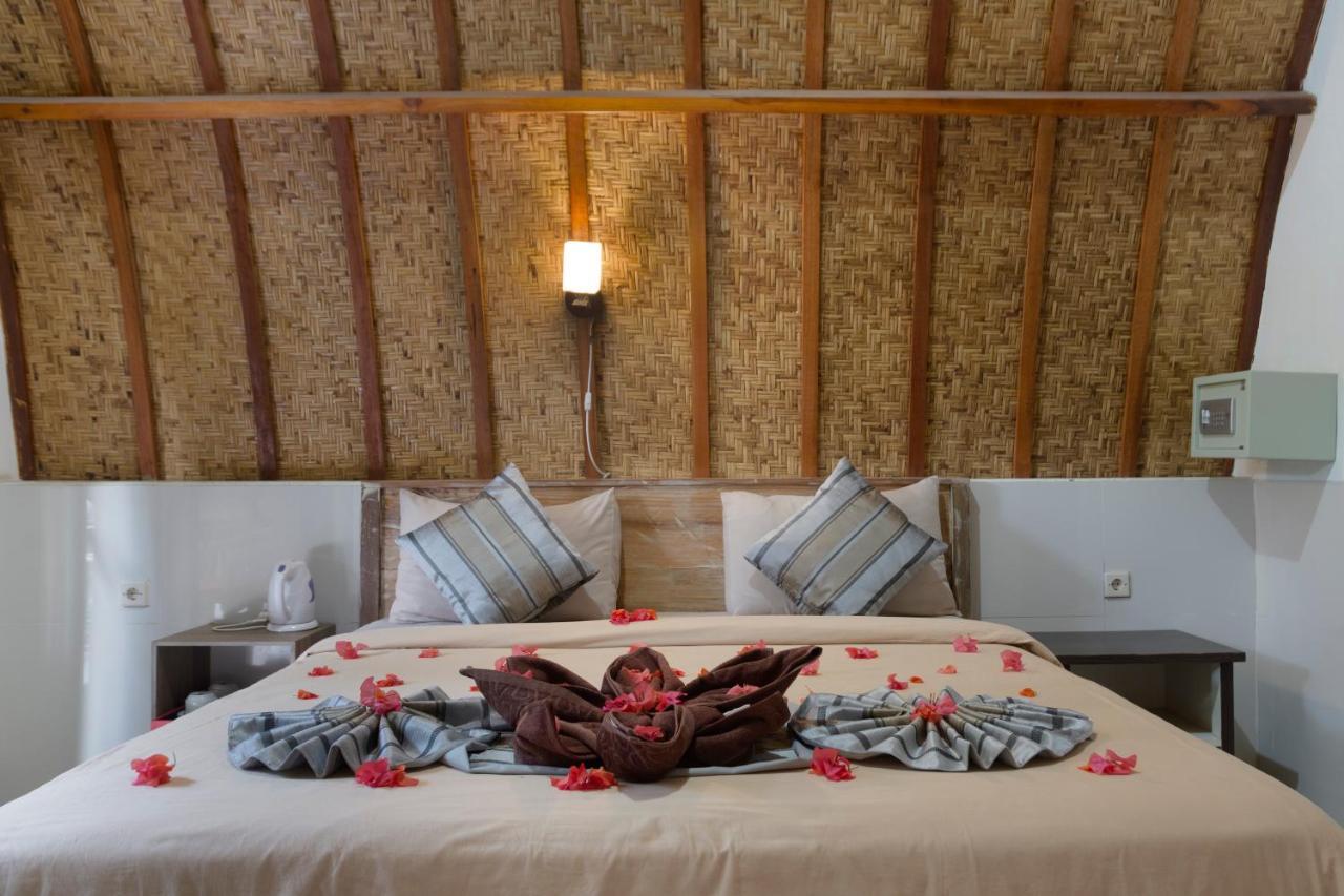 Warna Hotel Gili Trawangan