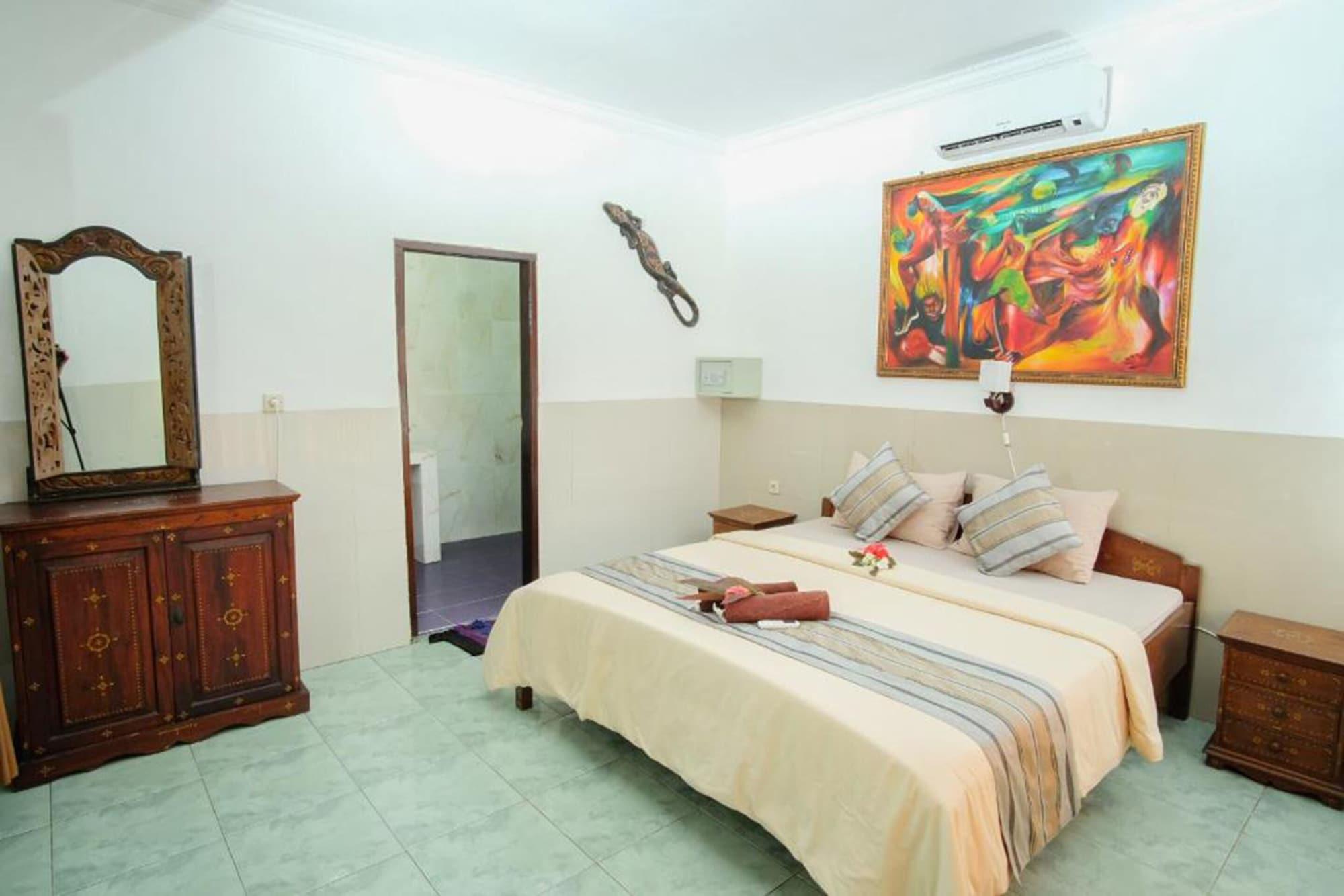 Warna Hotel